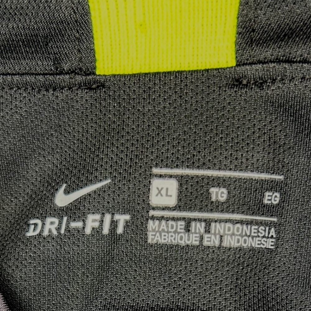 Nike Dri-FIT Long Sleeve Soccer Jersey Black Neon Yellow Accents Women's XL - Picture 4 of 5